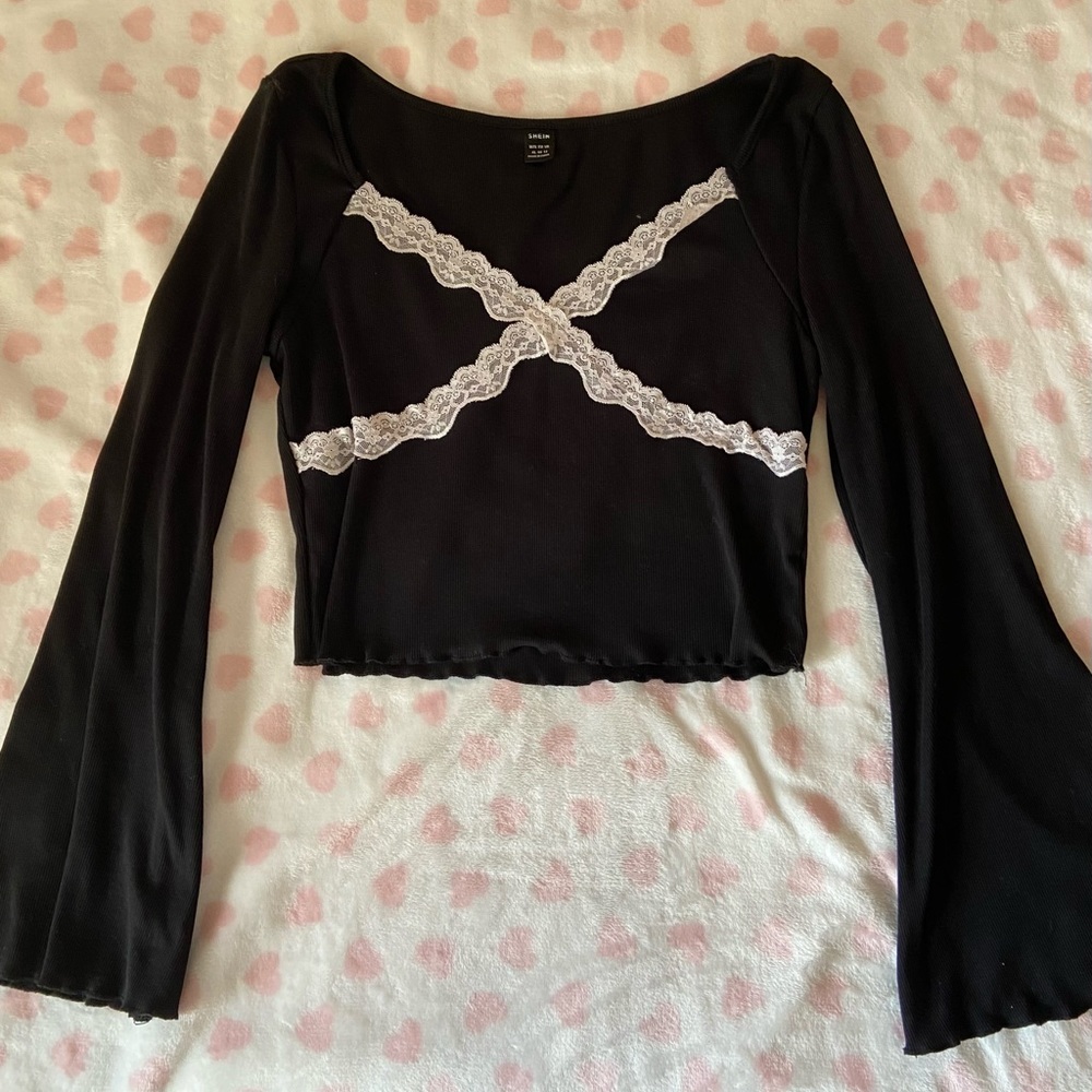bell sleeve, black cropped top, white lace criss cross